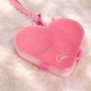 Paris Hilton Pink Heart Bento Style Heart-Shaped Snack Box with Glitter